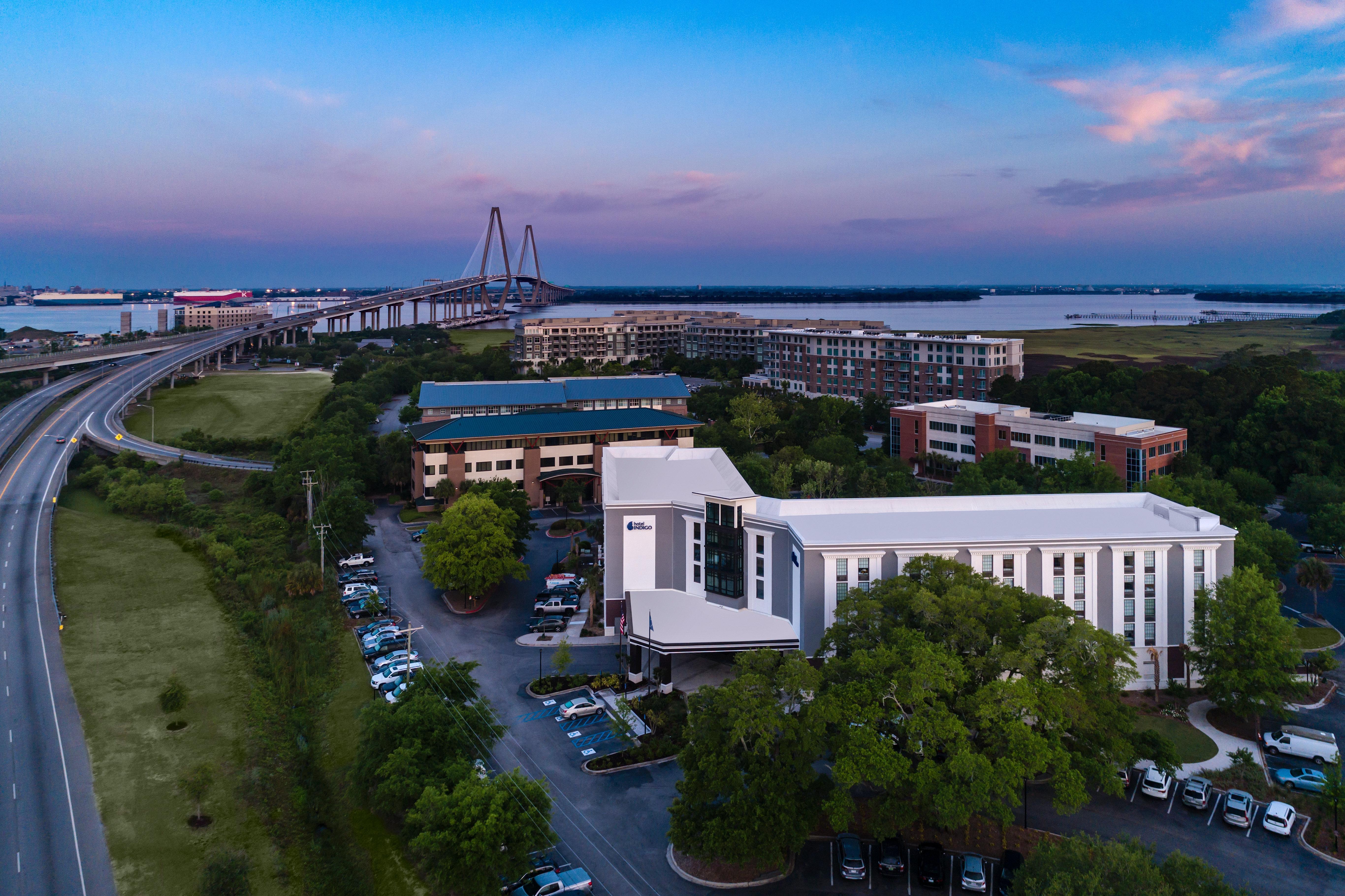 Hotel Indigo Charleston - Mount Pleasant, An Ihg Hotel Экстерьер фото